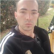 Ofresco mis conocimientos empíricos y teóricos de 10 años en cocinas de todo tipo